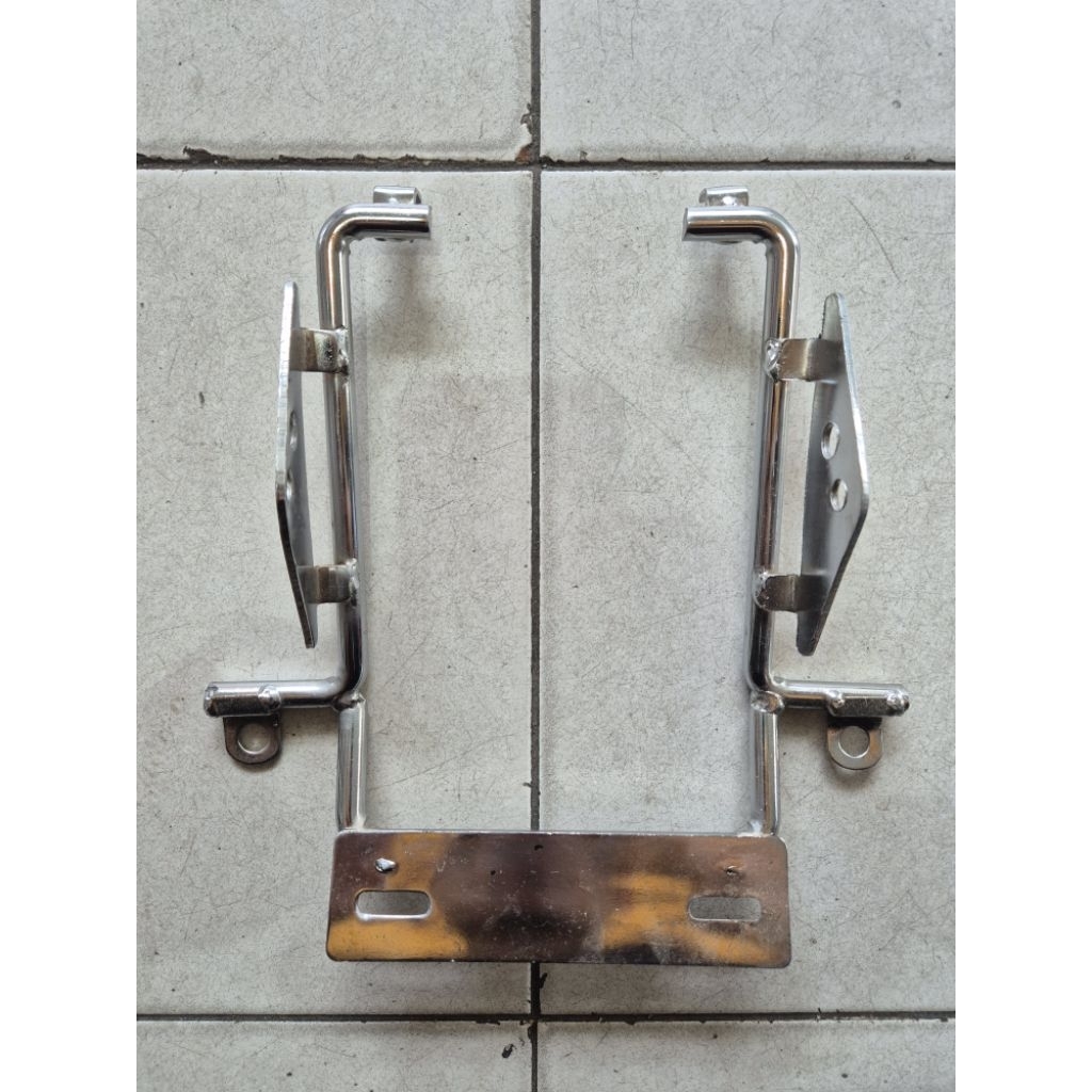 Bracket Dudukan Pangkon Lampu Pesek 6,5Inc Yamaha VIXION OLD 3C1