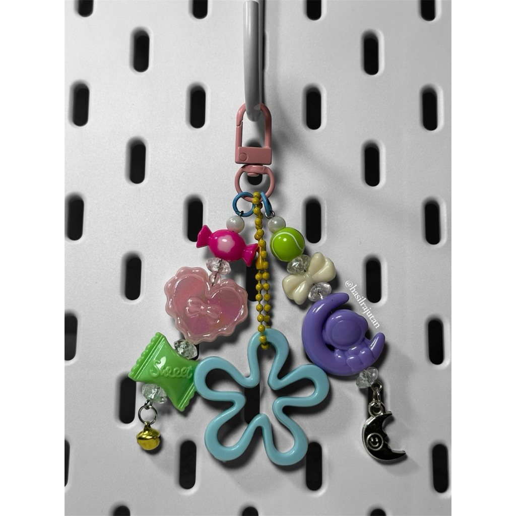 [[READY STOCK]] Gantungan Tas/kunci Manik-manik lucu warna warni