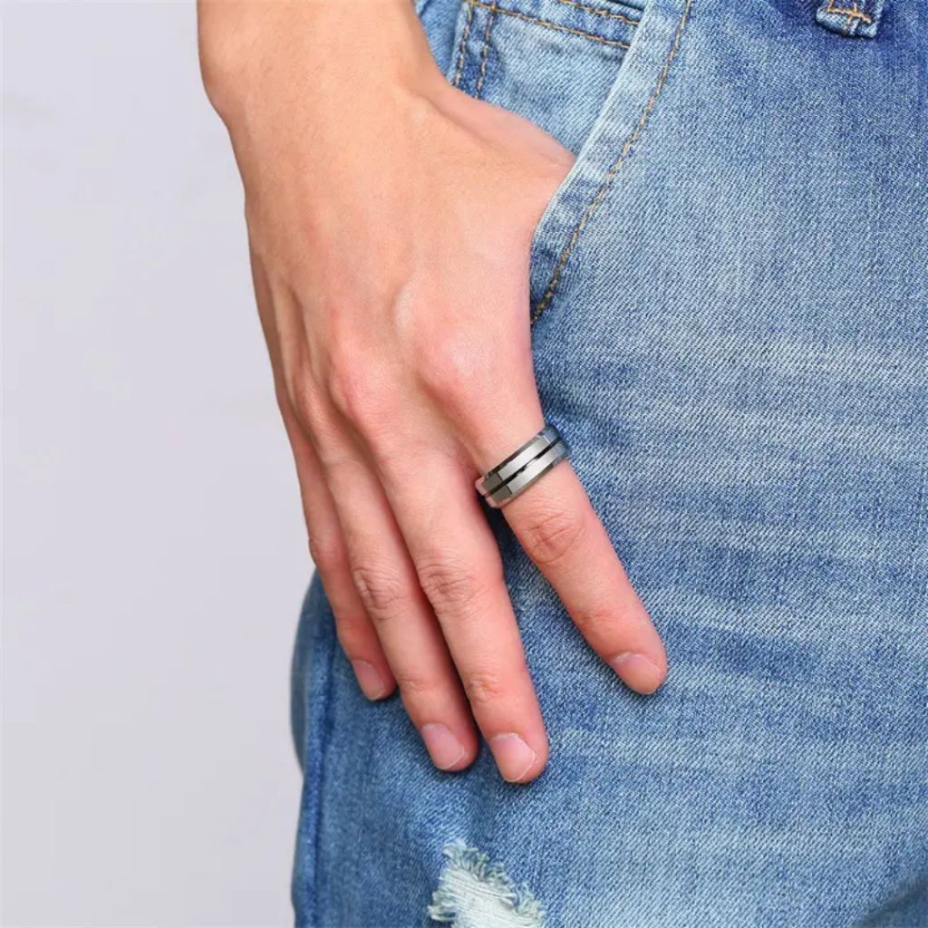 CINCIN PRIA Cincin harian atau formal cincin bahan silver elegan cicin laki belah bahan titanium ant