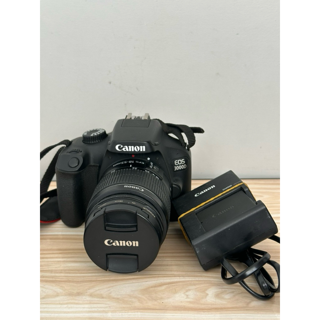 Kamera Canon 3000D Kit Mulus