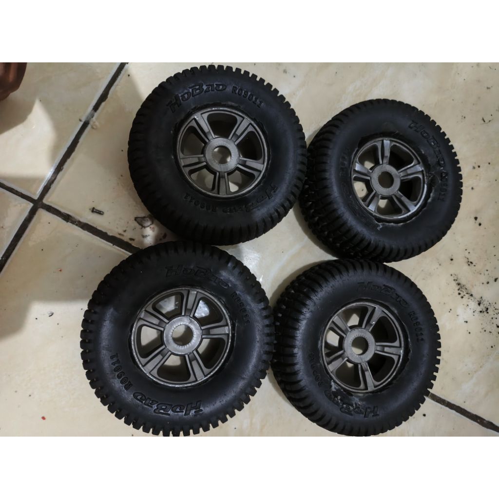 part rc ban buat sct / trophy truck hex 17mm merk hobao