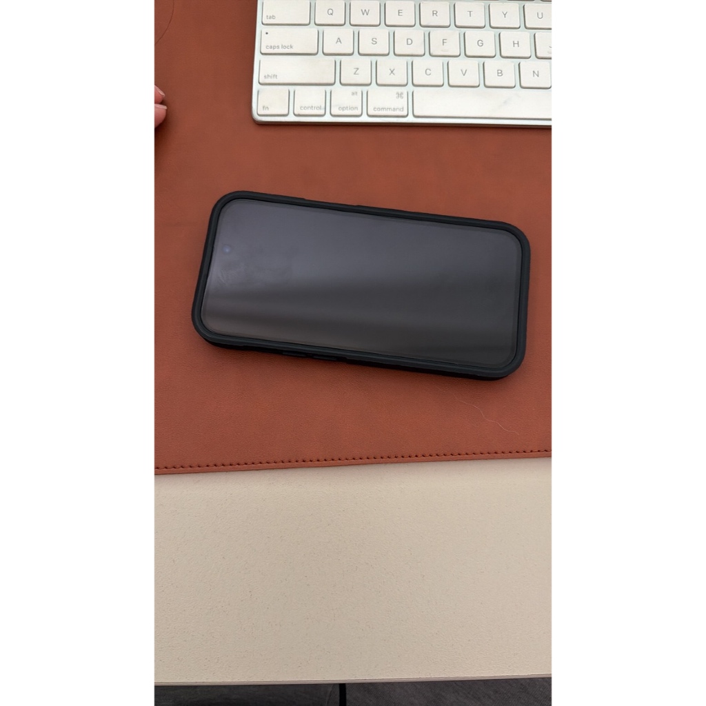 Apple iPhone 15 Black - Garansi Resmi Blibli