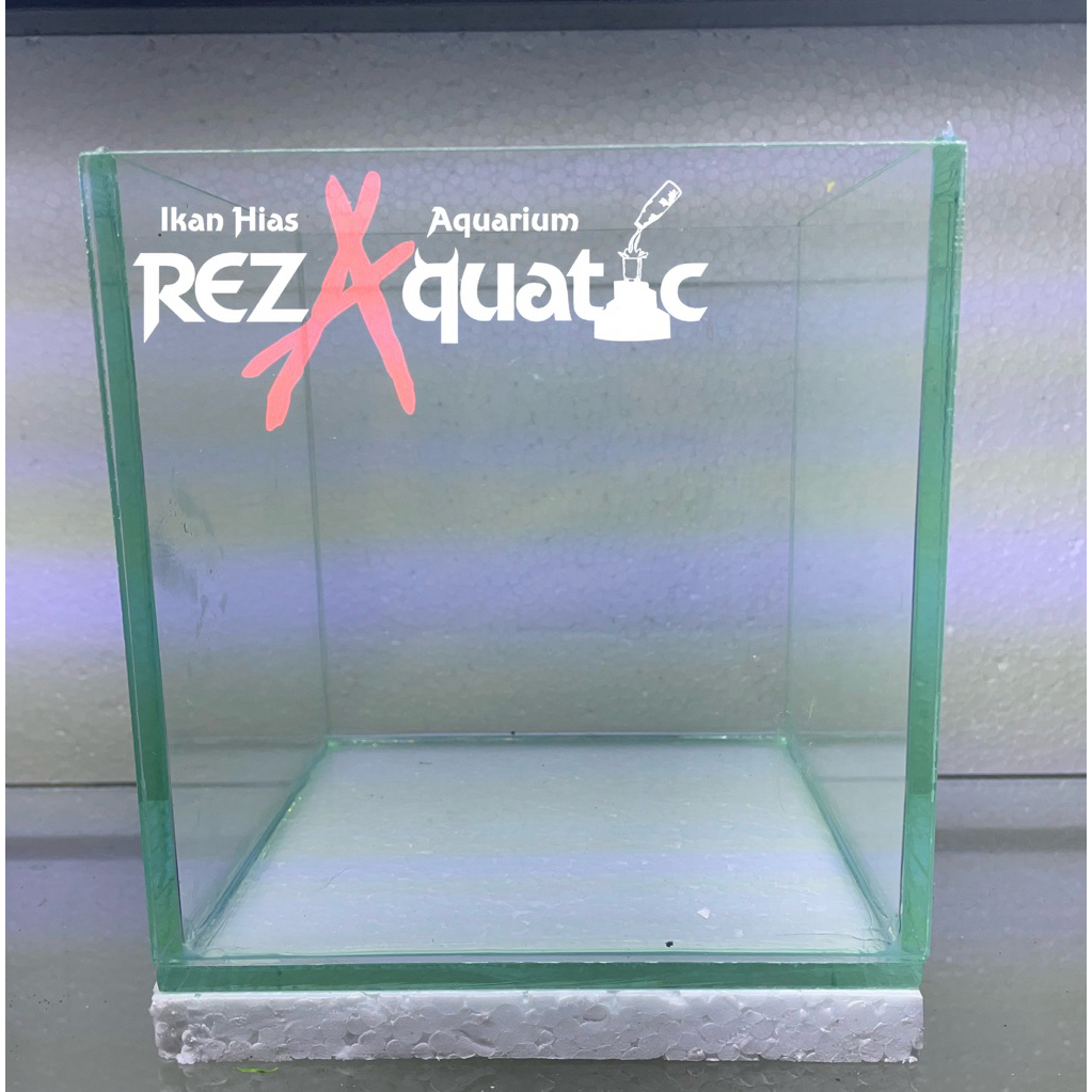 Aquarium Mini 15x15x15cm Kaca Bening Berkualitas Tinggi Cocok Untuk Ikan Hias Aquascape Dan Tanaman 