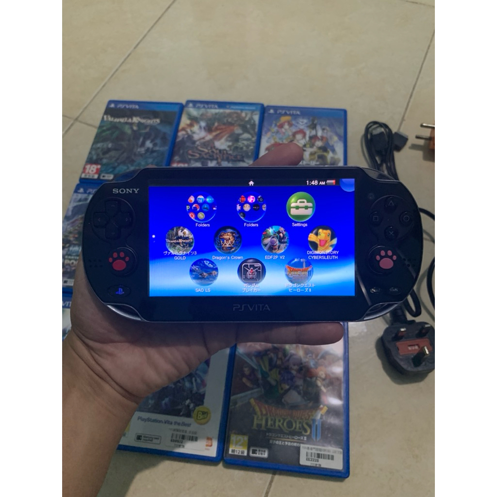 PS VITA FAT OFW + 9 cartridge game bhs jepang