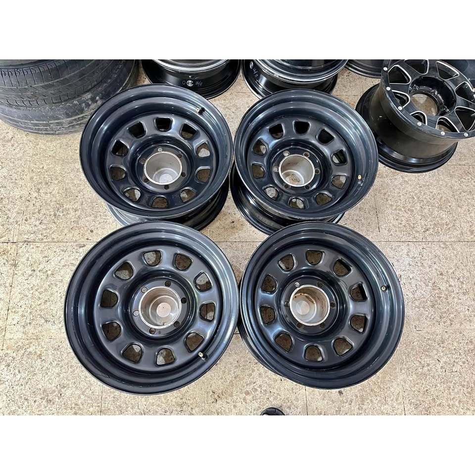 Daytona R16 Velg Daytona Off-road R16 Lebar 8 Baut 6X139.7 Hitam