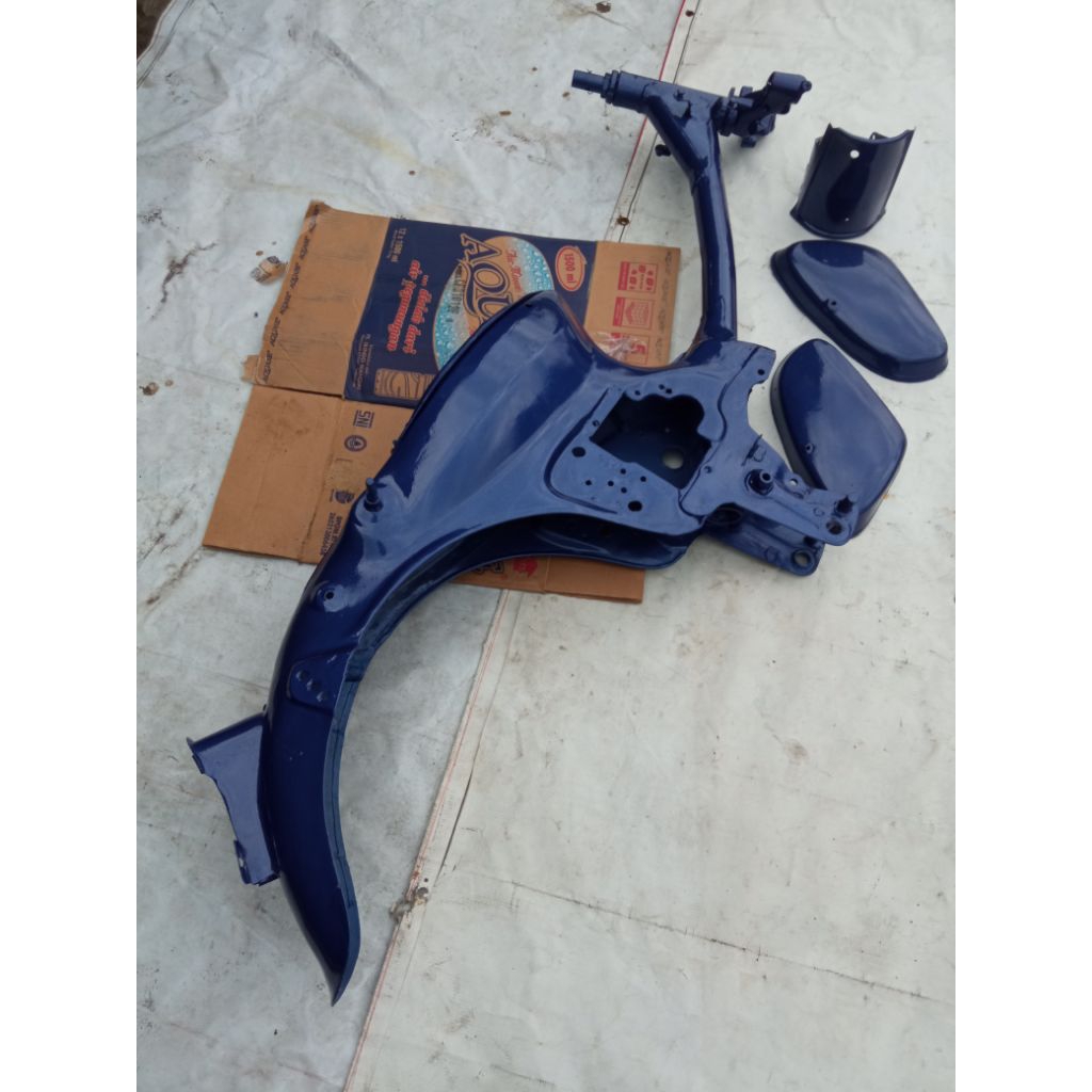 frame rangka tangki T segitiga honda Astrea grand legenda prima custom c70 cat baru biru metalik kil