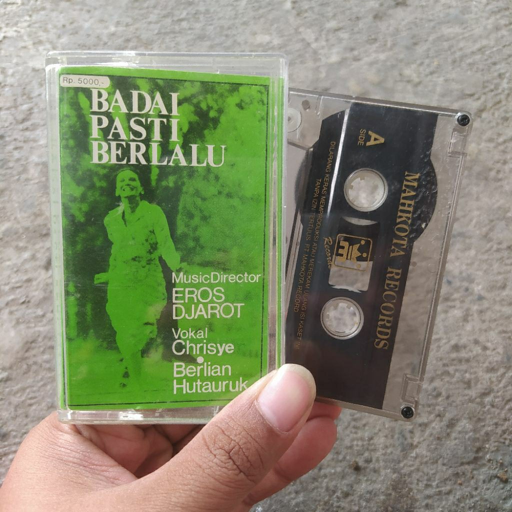Kaset Pita Badai Pasti Berlalu