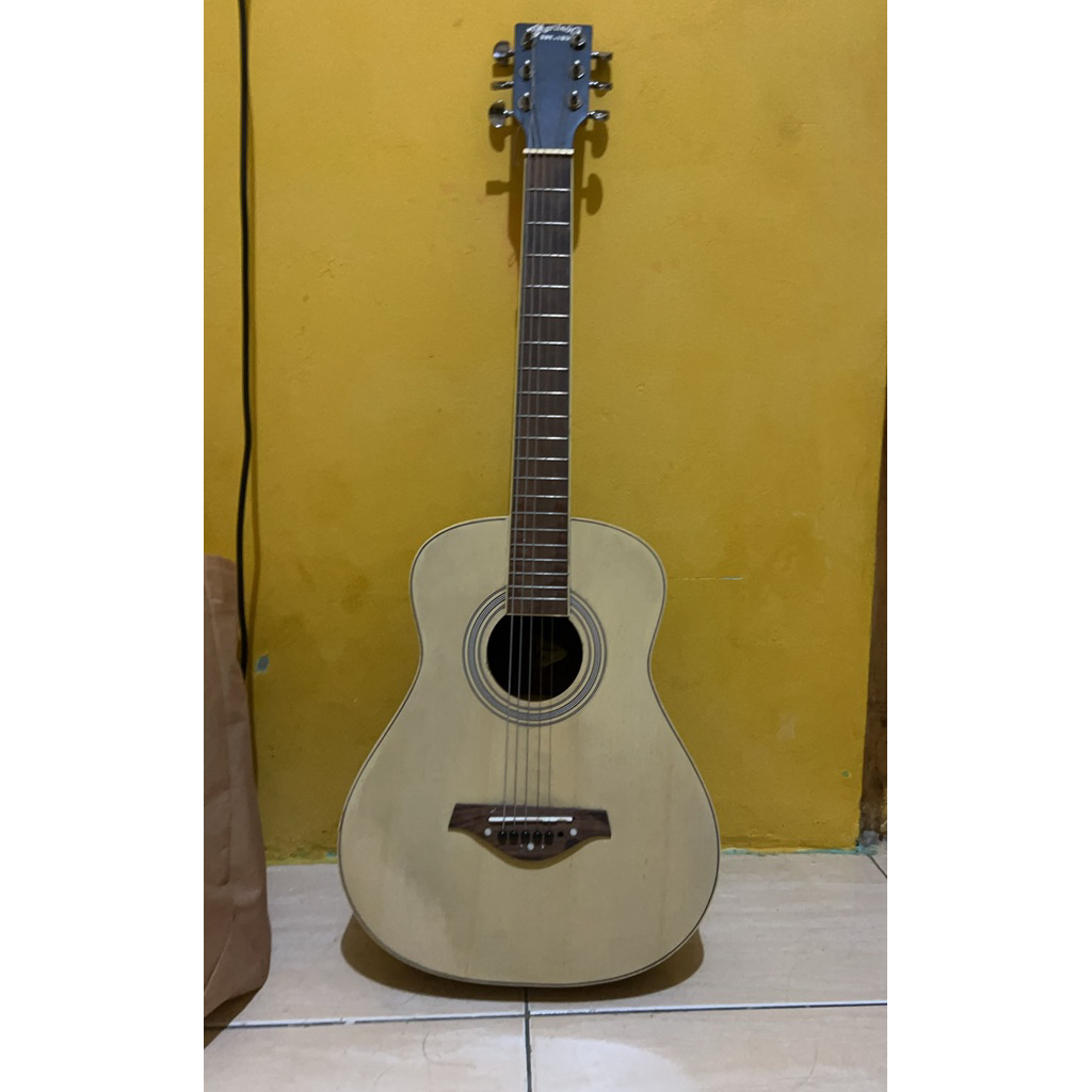 Gitar Akustik Yamaha APX Custom Tanam Besi - Suara Nyaring, Senar Lembut, Desain Klasik