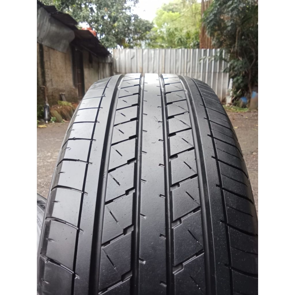 BAN 235/65 R16 YOKOHAMA NIK2022