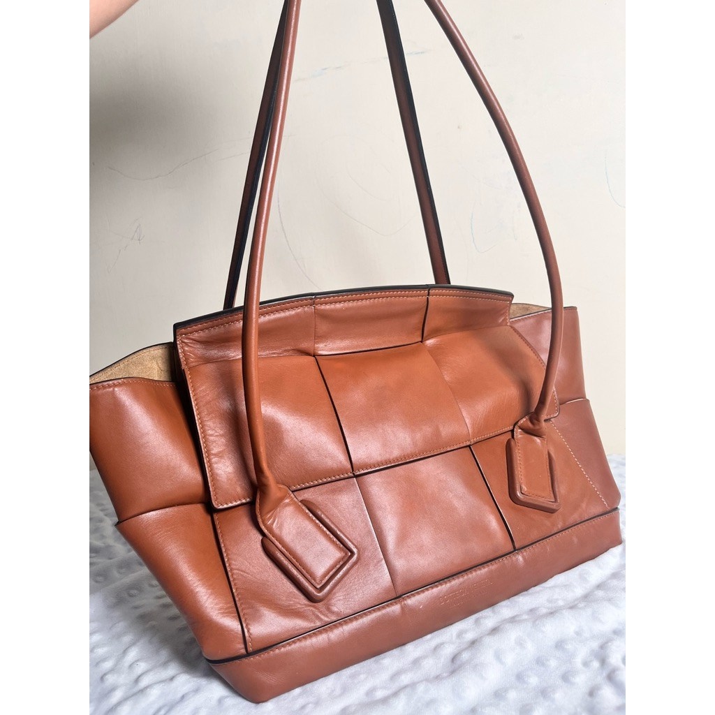 bottega Arco tote bag AUTH