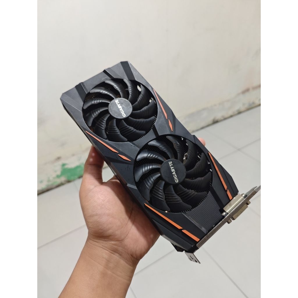 VGA Rusak RX 570 4GB Gigabyte