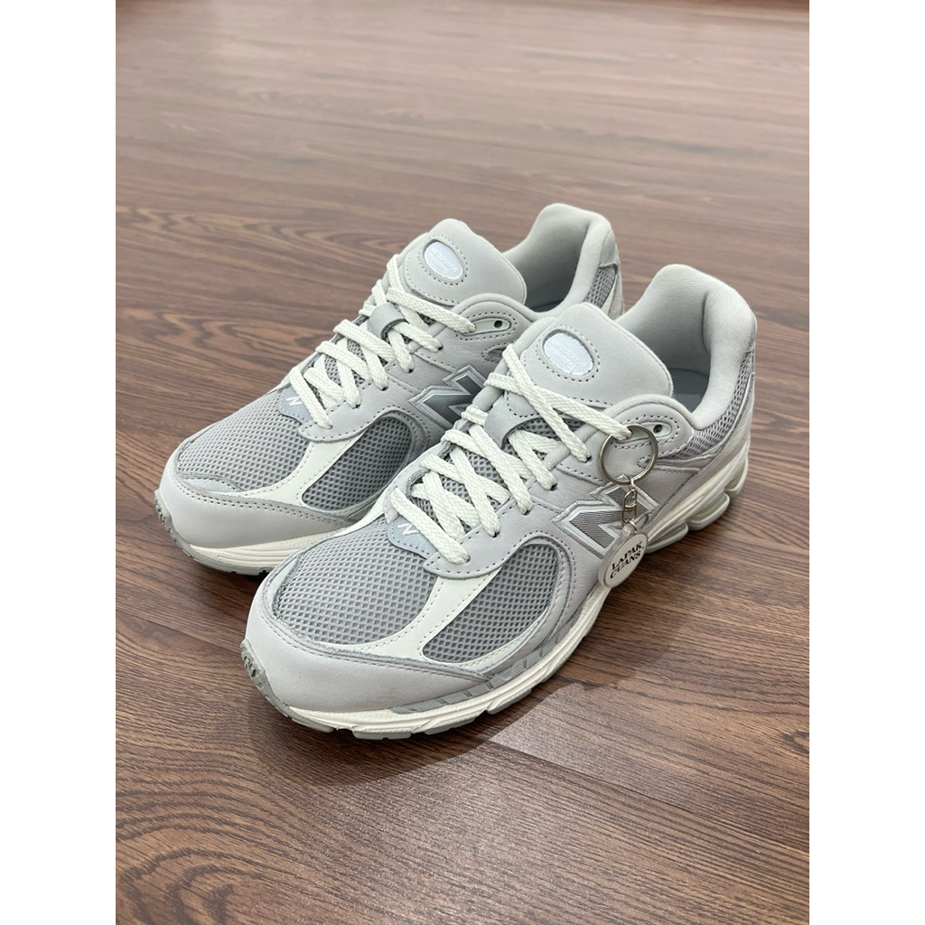 New Balance 2002r Right Grey (RESMI PT. MAP)