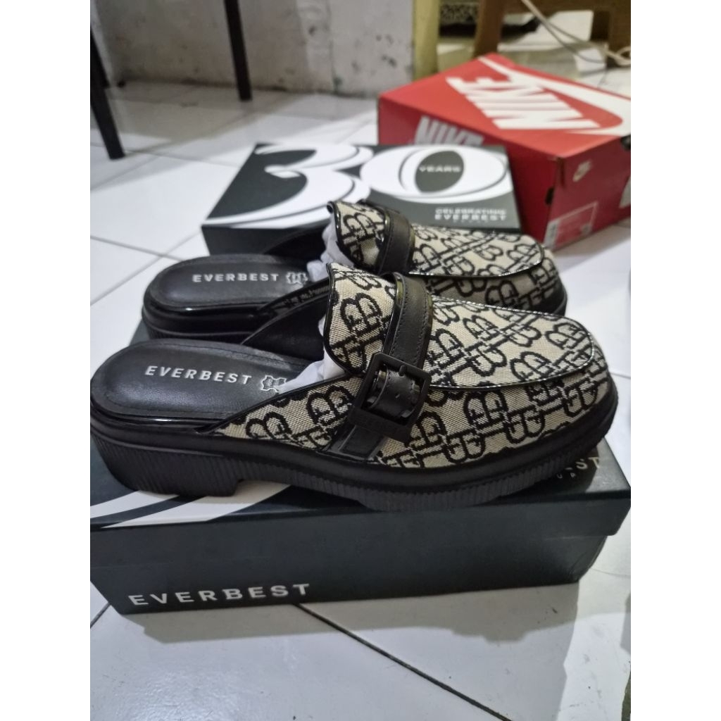 Sepatu Wanita Everbest