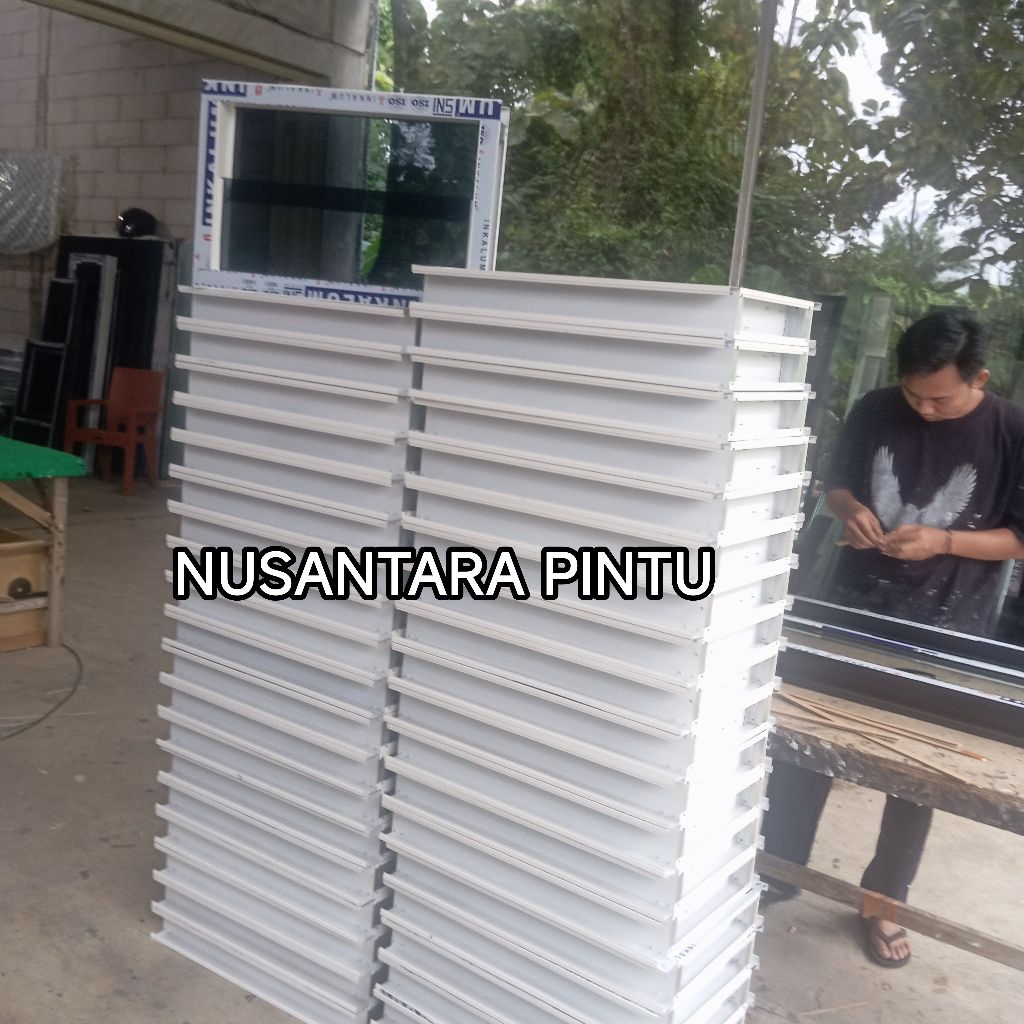 L60xT30 JENDELA ALUMINIUM BOVEN ZIGZAG