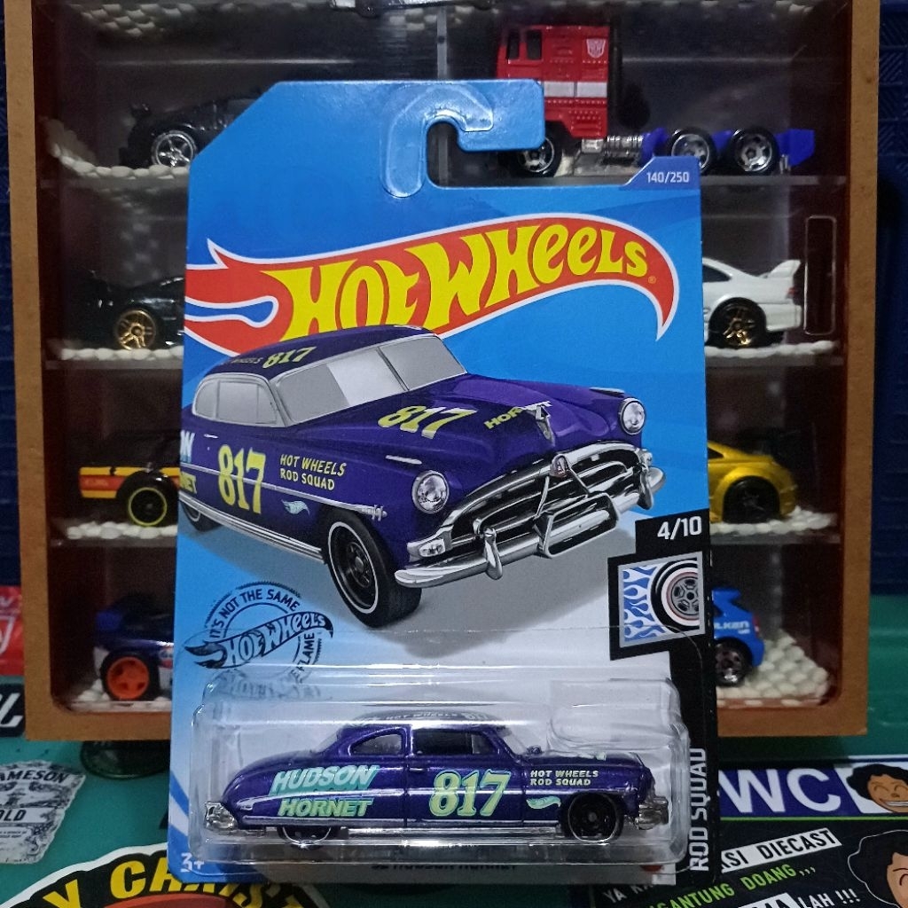 Hot Wheels Hudson Hornet ungu