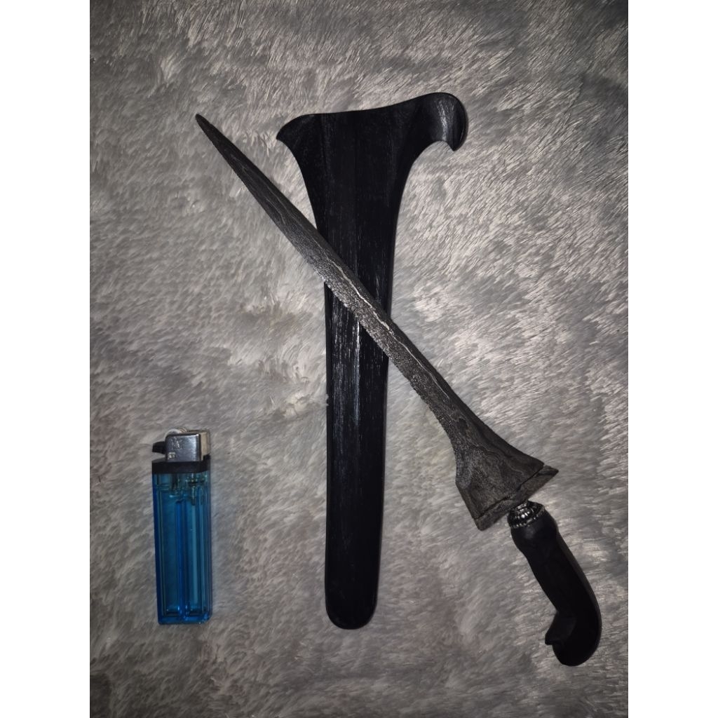 Keris Pusaka Patrem Tilam Upih