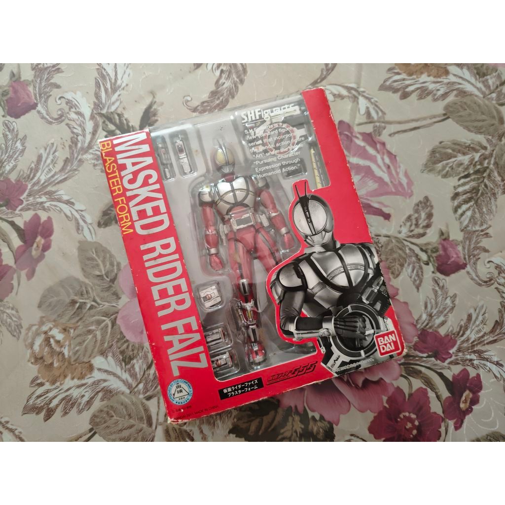 Paketan SHF Kamen Rider Faiz Blaster + G3X + Gills