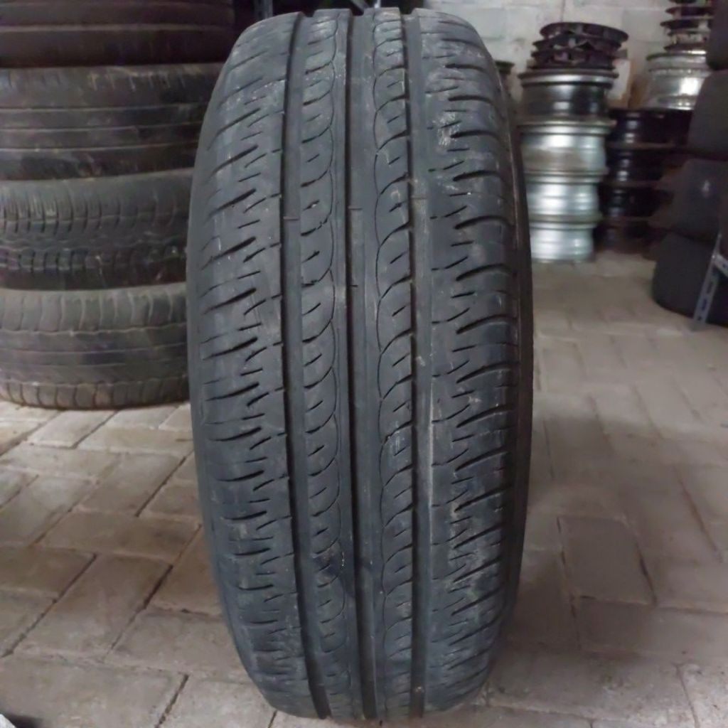 Ban Second 195/65 R15 91H GT Radial Champiro Eco Copotan
