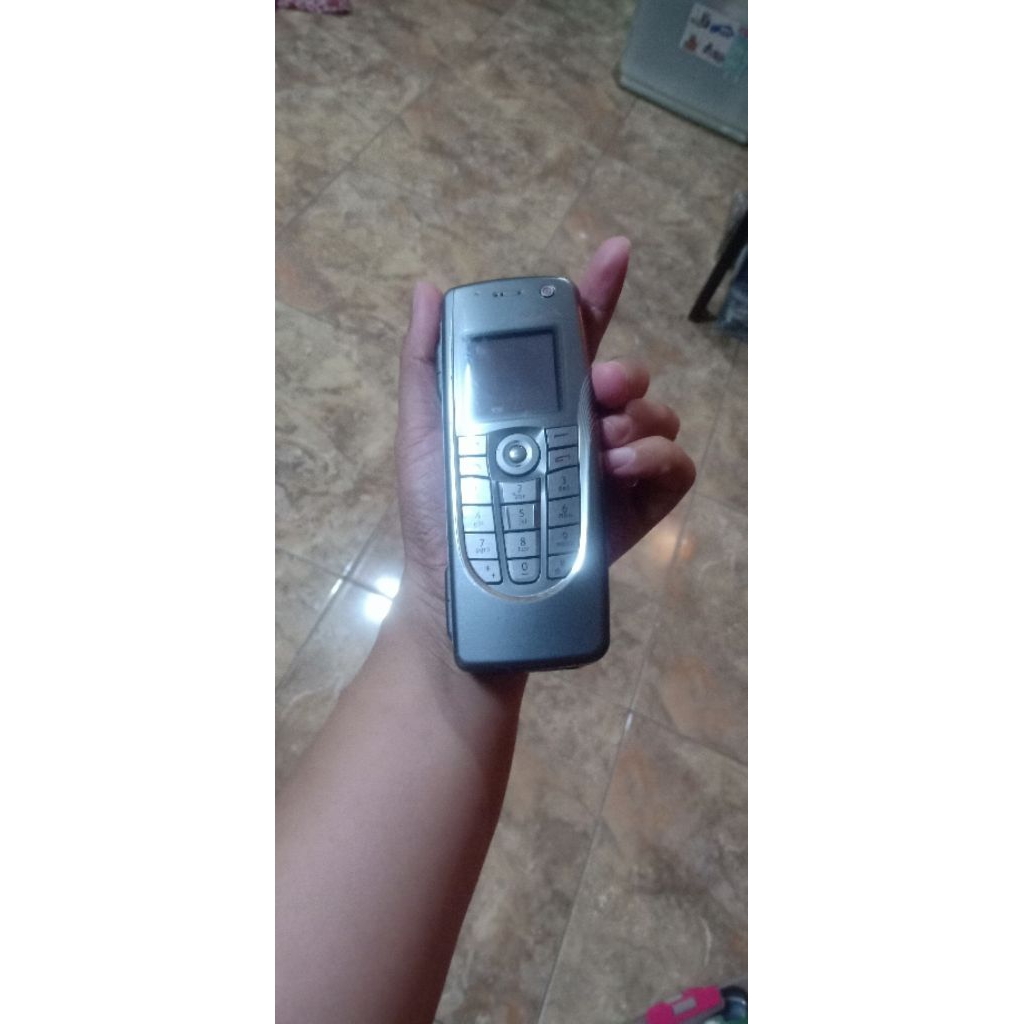 hp Nokia 9300 mati bekas service tidak terima retur