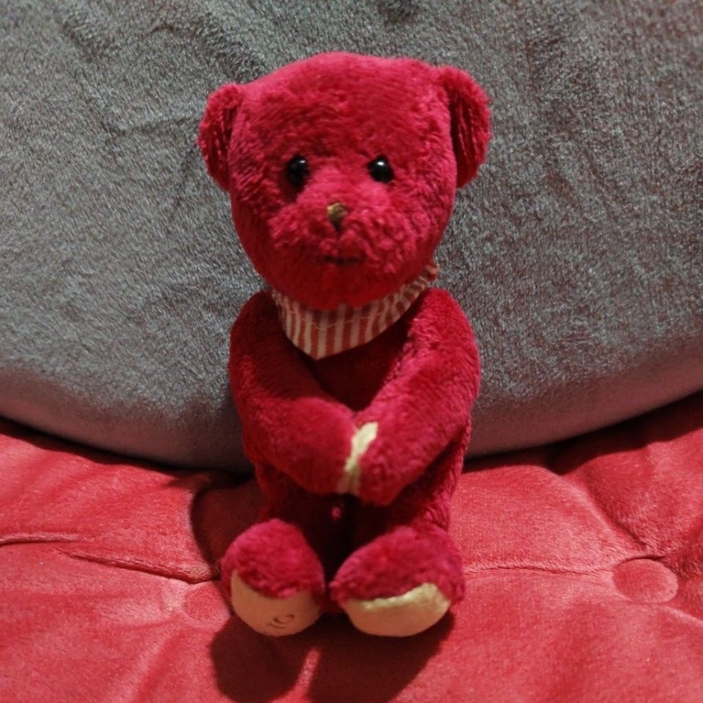 boneka teddy magnet merah 10 desember ori