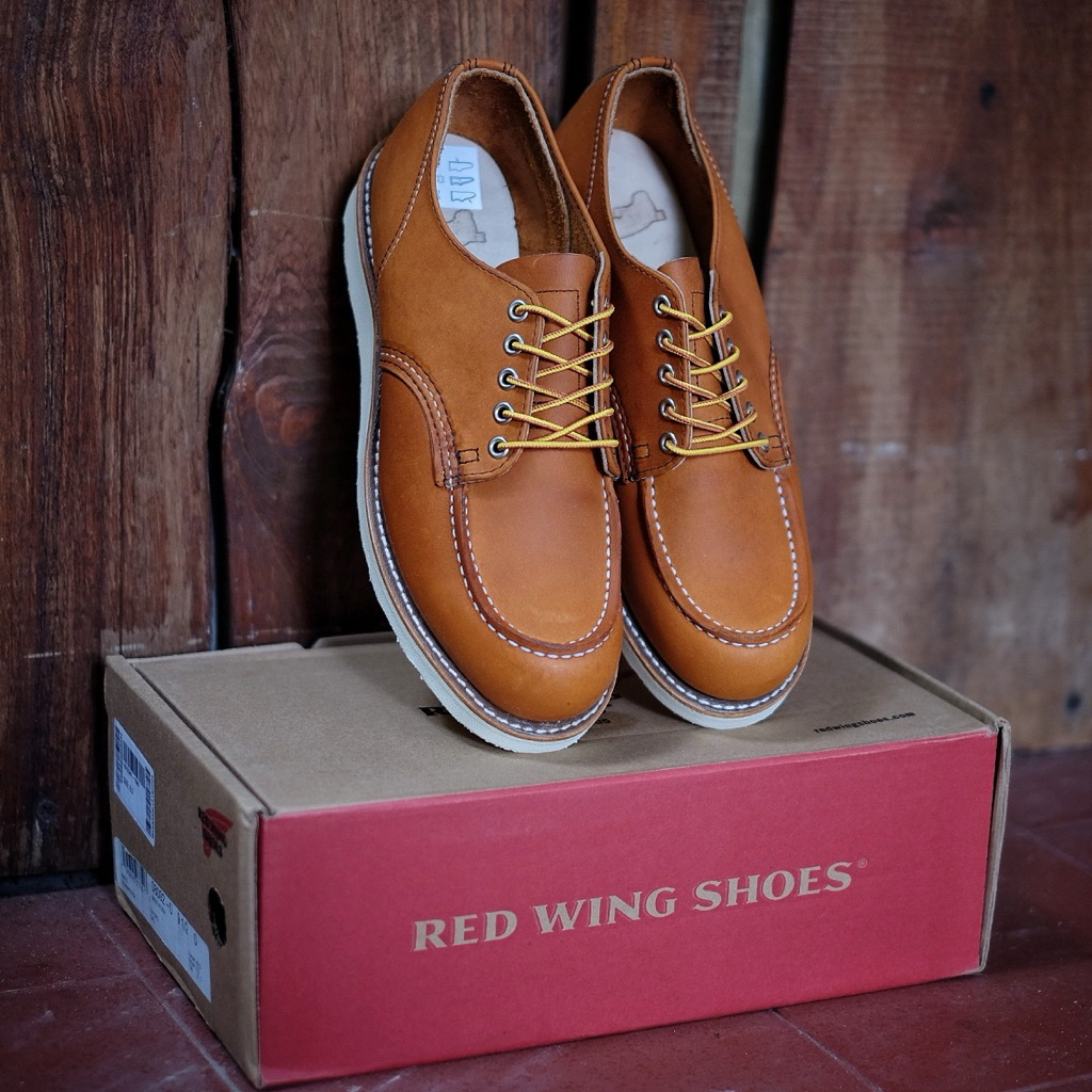 Redwing 8092 oxford, moc toe, oro legacy leather, made in usa