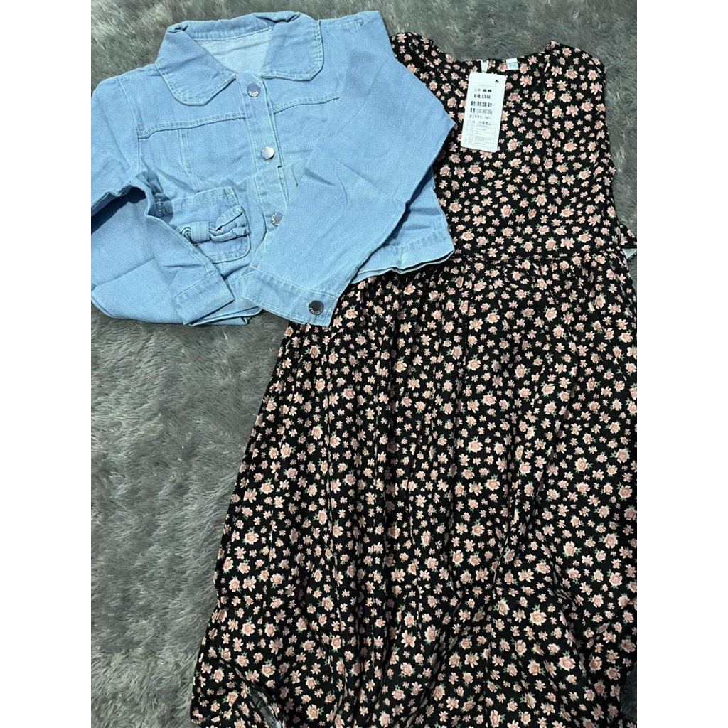 One Set Dress Bunga Hitam & Jaket Denim