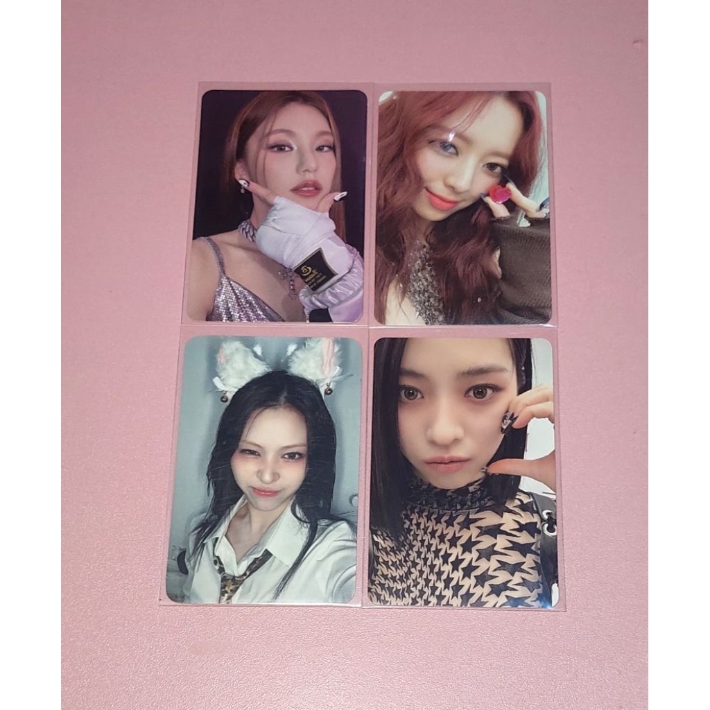 PHOTOCARD OFFICIAL ITZY