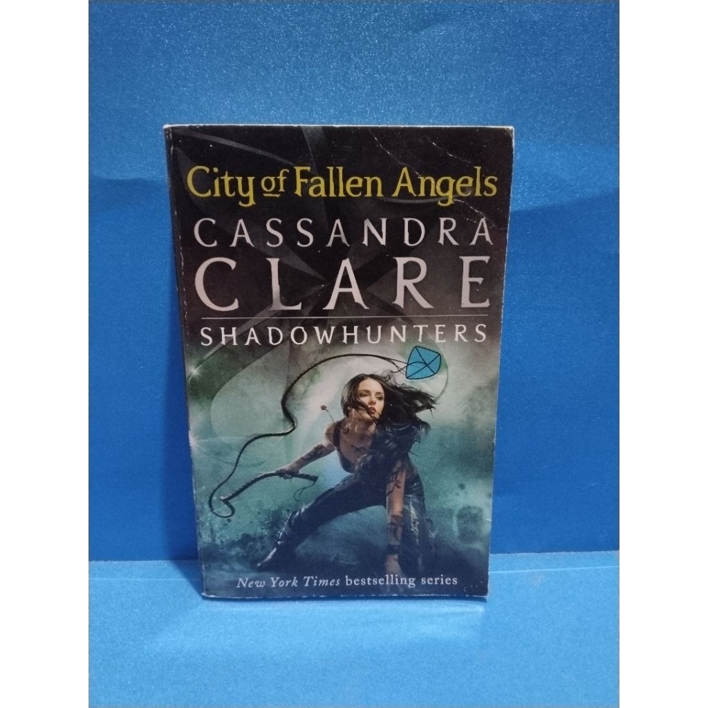 Buku original CITY  OF FALLEN ANGELS by Cassandra Clare
