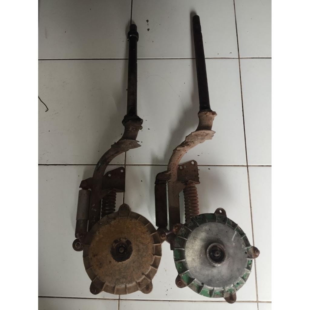 Fork Vespa Sprint set tromol