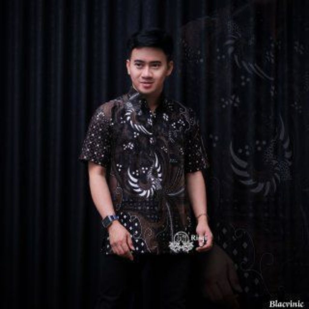 batik pria lengan pendek kain halus