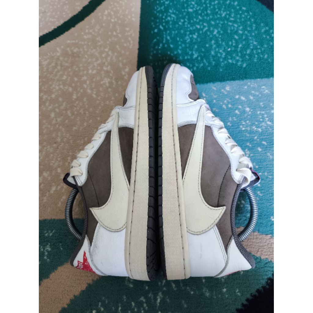SEPATU NIKE TRAVIS SCOTT NO 42 SECOND BEKAS ORIGINAL