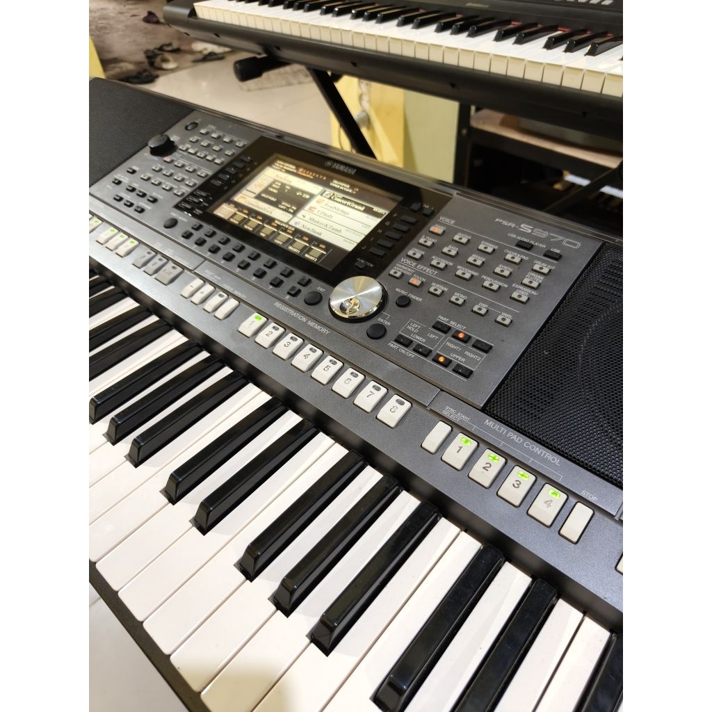 Keyboard Yamaha Psr S970 Second Like New