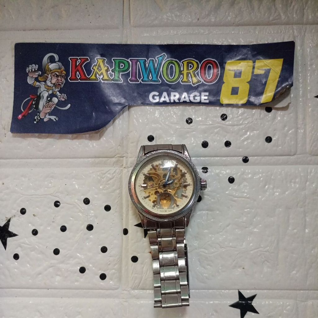 jam tangan otomatis OMEGA DEVILLE SWISS MADE STAINLESS STEEL