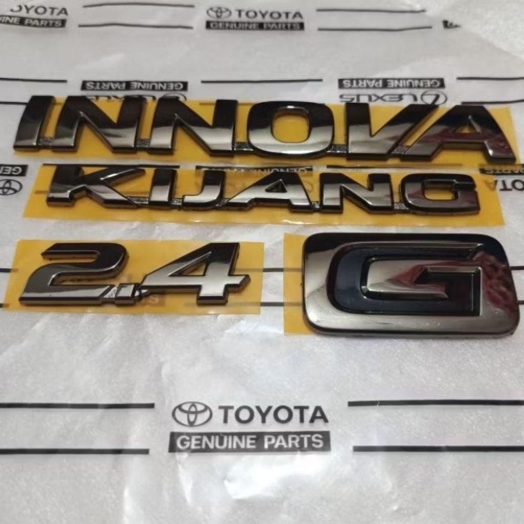 logo emblem innova reborn tulisan INNOVA KIJANG 2.4 G black chrome
