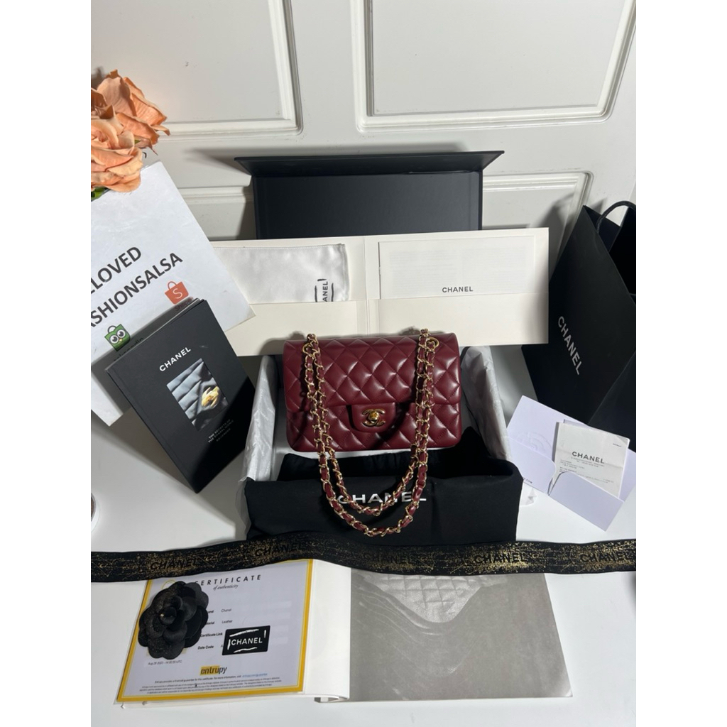 Prel*ved Classic Small Lambskin maroon Lambskin GHW Double Flap Bag authentic