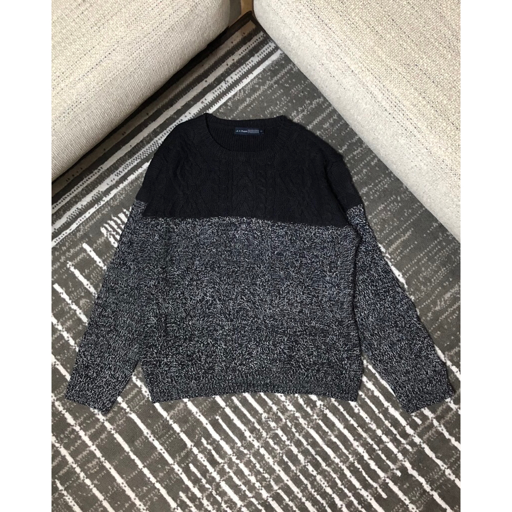 SWEATER BY US N THEM  WITH 2 TONE COLOR