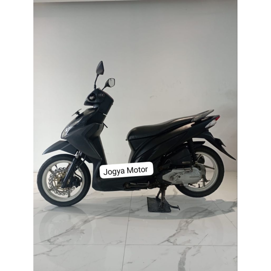 Honda Vario 110 eSP 2020 Skuter Matik 108.2cc - Pilihan Warna Estilo Black