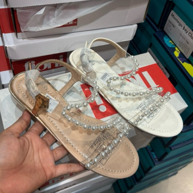 SALE‼️Fioni payles sandal pearl