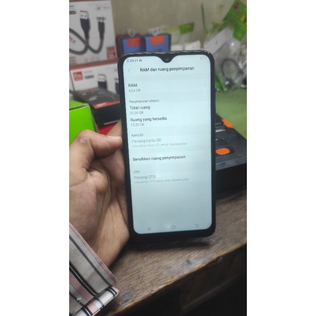 vivo y95 Ram 4/32 minus sim 2 gak bisa baca kartu hanya sim 1 aja yg bisa (HP ANDROID HP SECOND)
