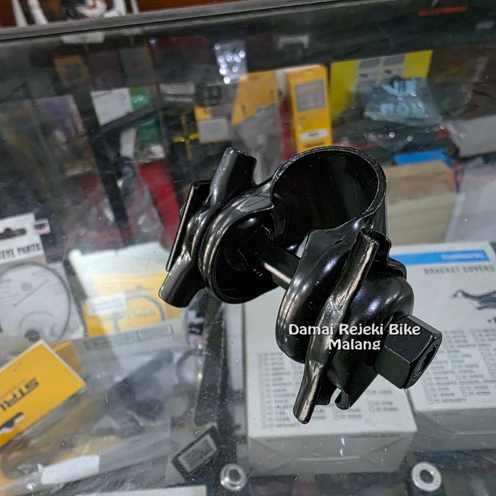 Clamp - Klem untuk Sadel - Kerangan Sadel untuk sepeda