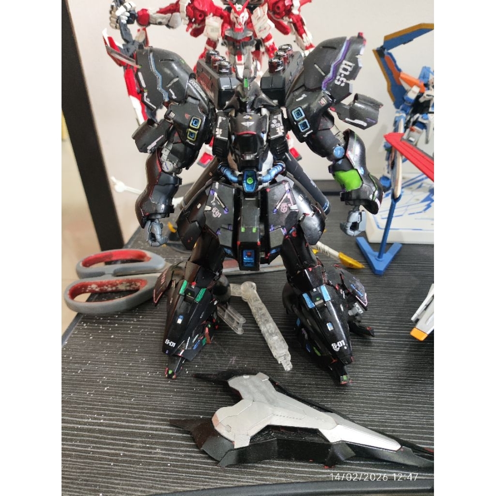 gundam rg sazabi bandai repaint