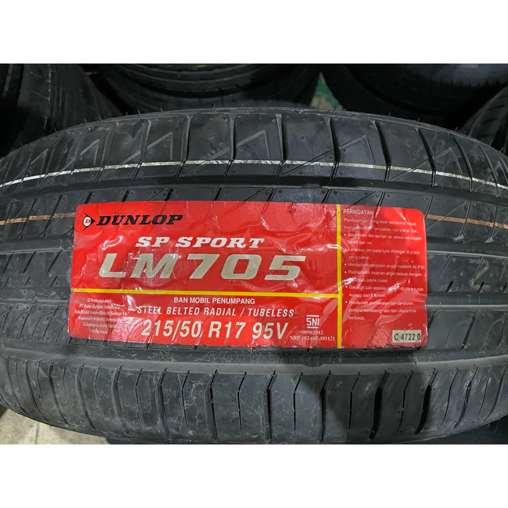 Ban Dunlop LM705 215/50 R17