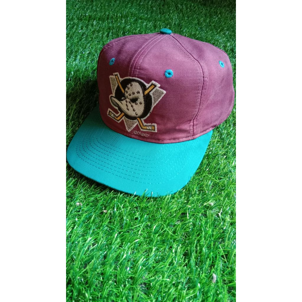 TOPI VINTAGE MIGHTY DUCKS