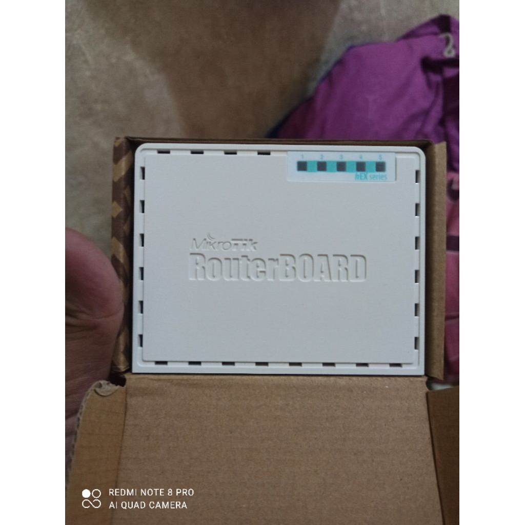 Mikrotik RB750GR3 Router - Bekas Pake, Masih Sehat 100%, Dijual Karena Upgrade