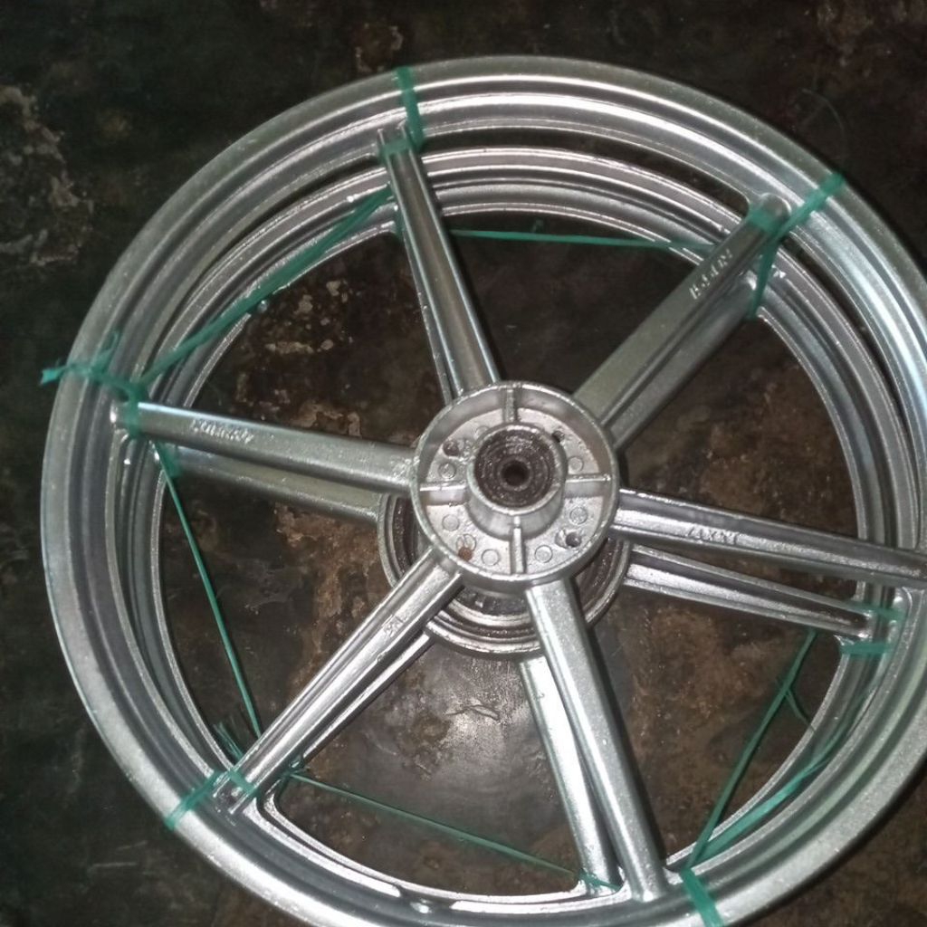 velg vrossi venom p6 bekas