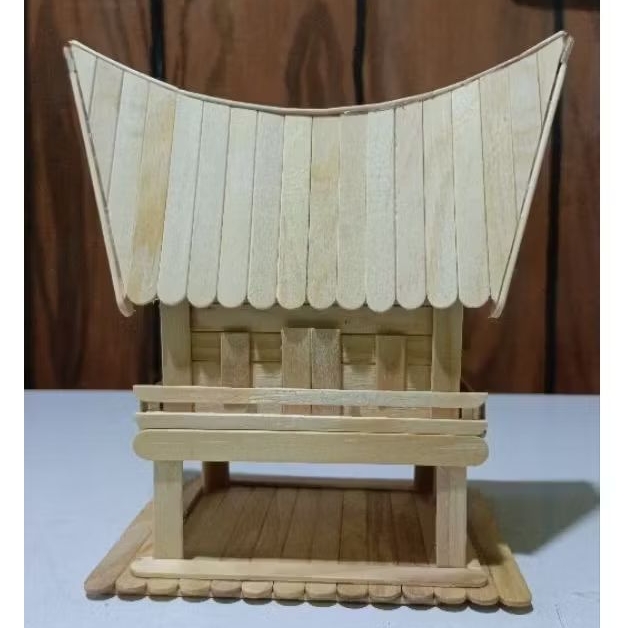 miniatur rumah adat stik es krim