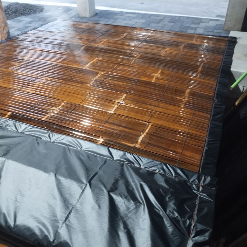 Tirai bambu lapis kain waterproof paket 2 lembar lengkap katrol gulungan