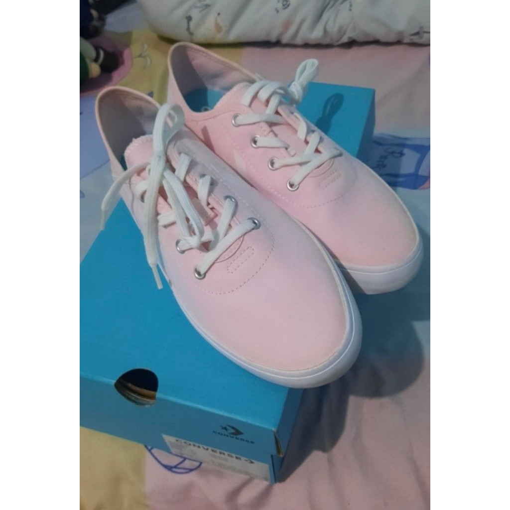 Sepatu Pink Converse like new preloved