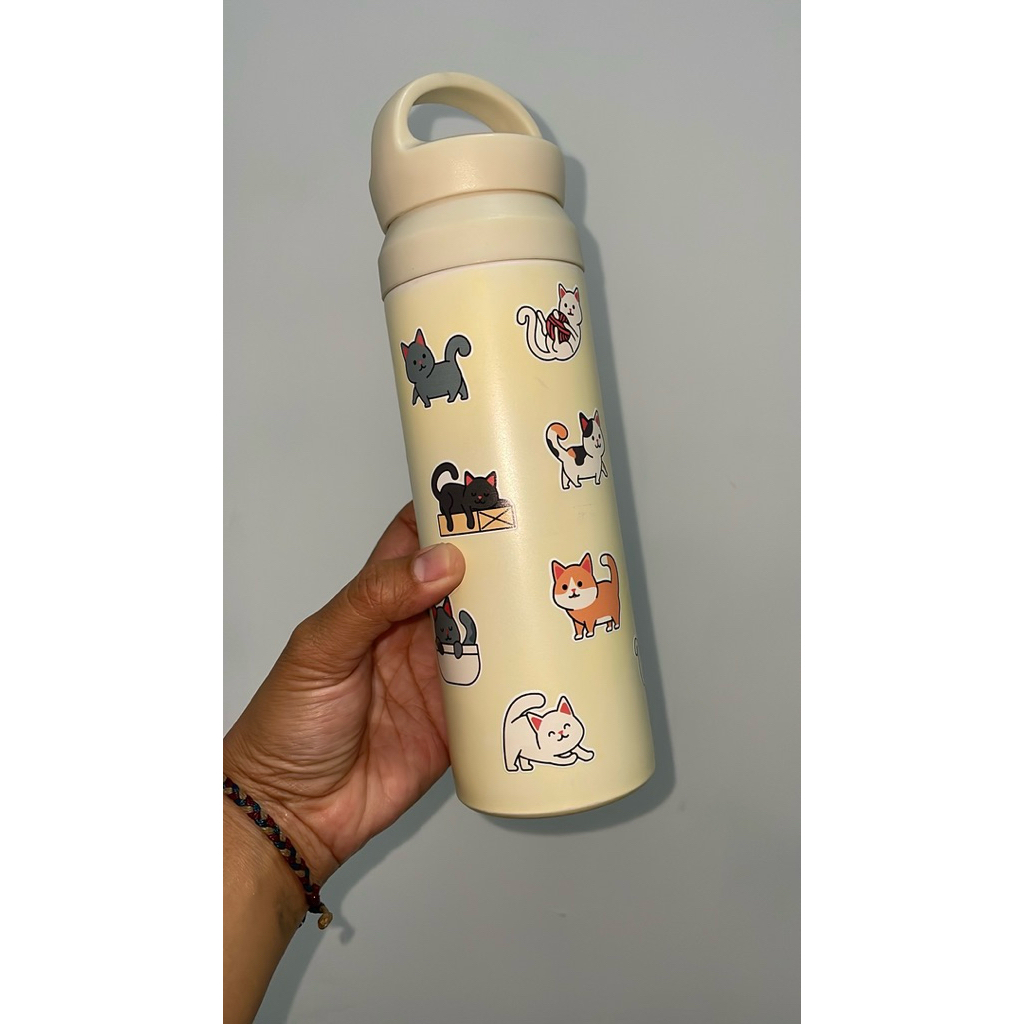 Tumbler kucing (cacat produksi)