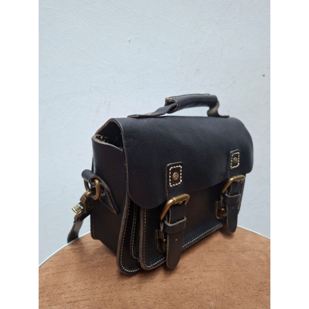 Satchel, Postman Sling bag kulit asli NB, warna Espresso